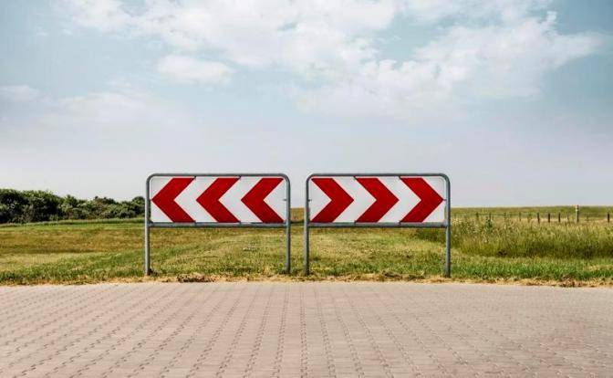 Кто такие левые и правые? Кто такие левые и правые?
