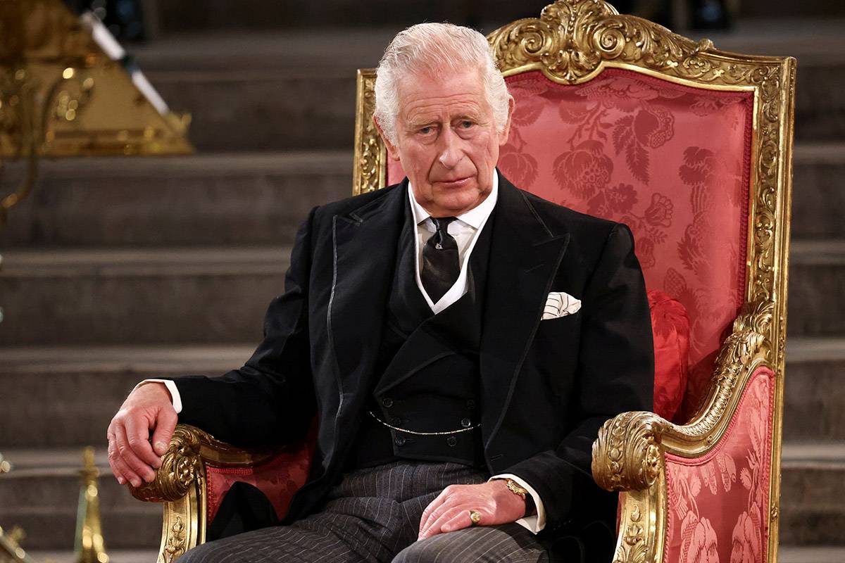 Церемония коронации Карла III может быть признана незаконной