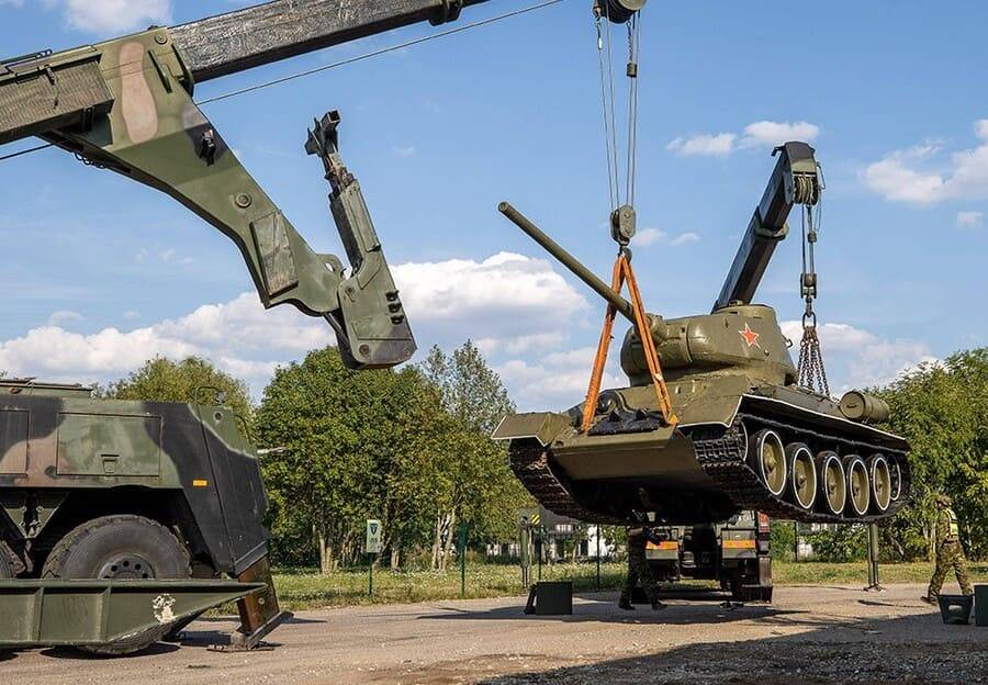 Эстония готова решить «проблему» памятников советским воинам раз и навсегда