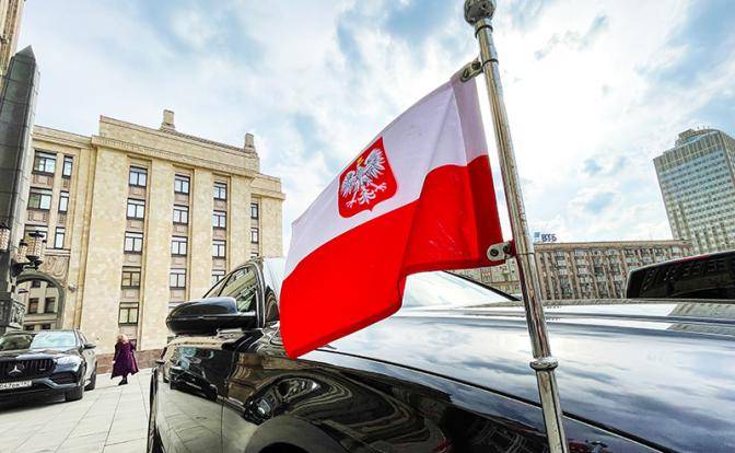 Наезжая на Россию, Польша рискует своей государственностью