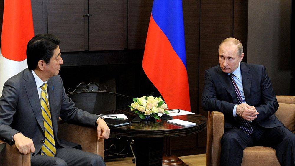 Синдзо Абэ разозлил Обаму в 2016 году переговорами с Путиным
