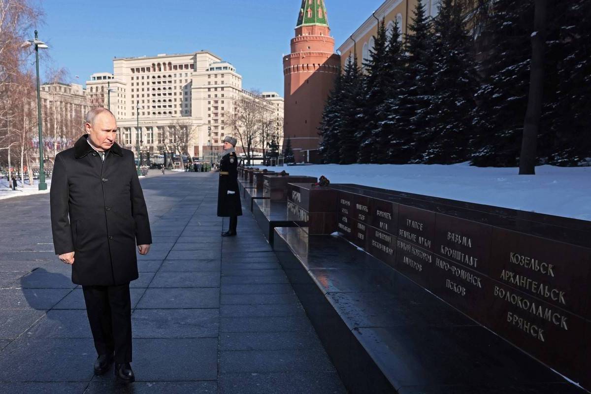 «Московиты» и «уральцы»: почему о распаде России заговорил президент Путин