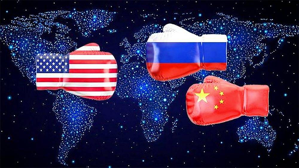 США не уцелеть в противостоянии с «русским медведем» и «китайским драконом»