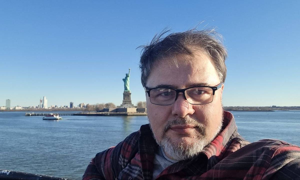 Руслан Коцаба из США: Зеленский – предатель, Украина – пешка НАТО против РФ Руслан Коцаба из США: Зеленский – предатель, Украина – пешка НАТО против РФ