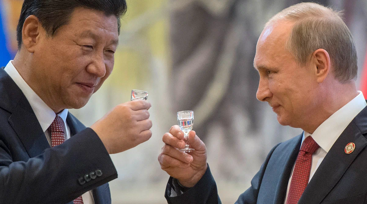 Си Цзиньпин намерен окончательно развернуть Путина на Восток