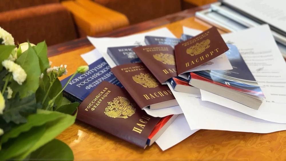 С чем связаны низкие темпы паспортизации в новых регионах России?