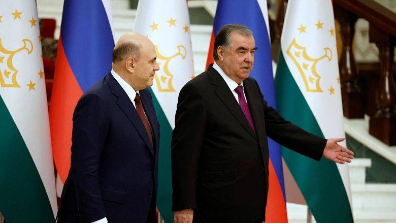 Таджикистан обеспечивает безопасность с помощью России и Китая