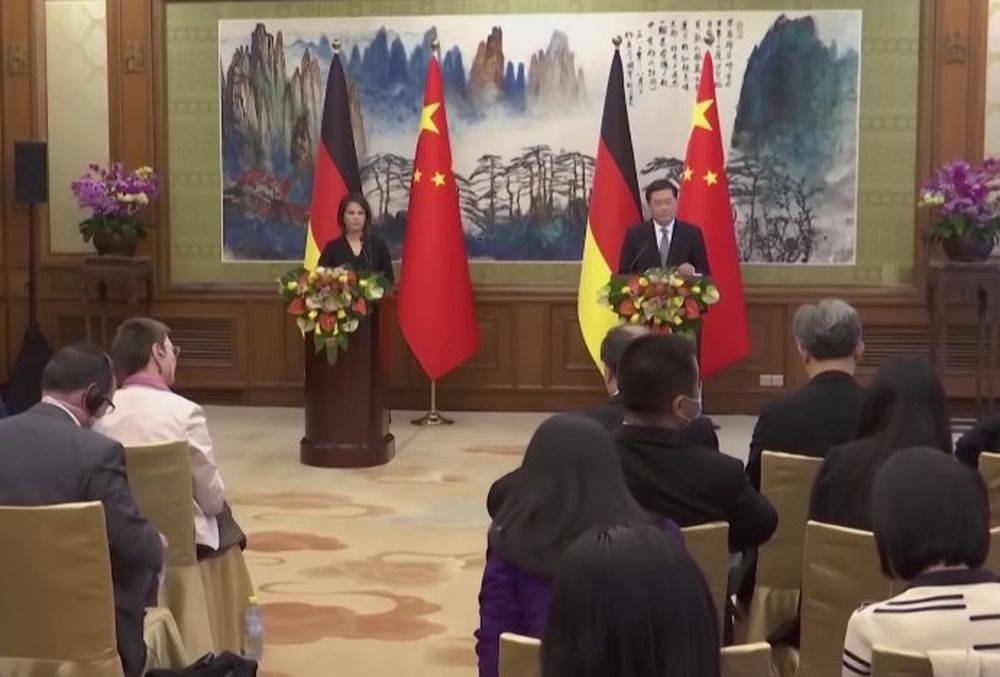 Журналист прокомментировал провальный визит Бербок в Китай