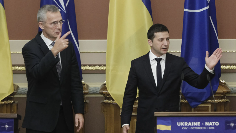 НАТО и Украина: что стоит за визитом Столтенберга в Киев