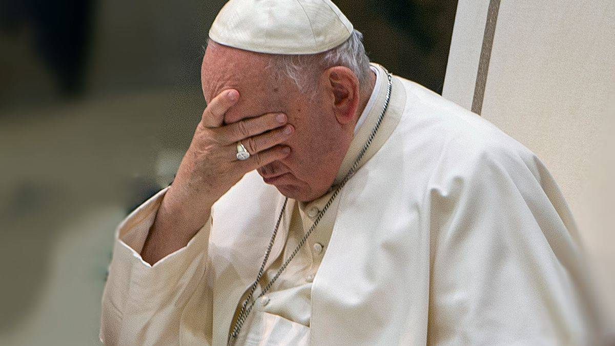 Весь католический Запад шокирован безбожным подарком Зеленского Ватикану