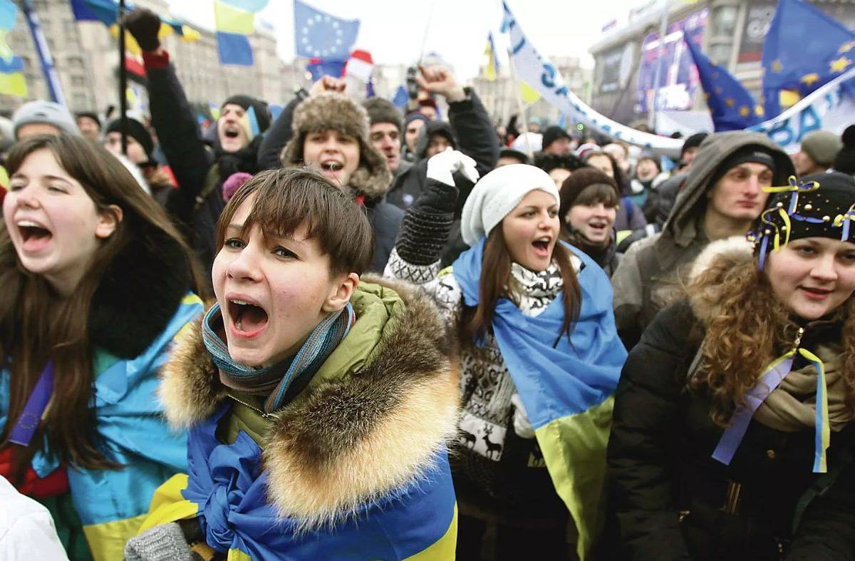 Претензии на Крым и Донбасс – это капризы политически незрелой нации