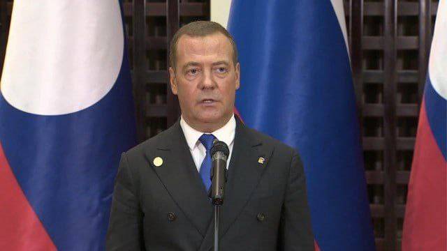 Распад Украины - фэнтези от Медведева?