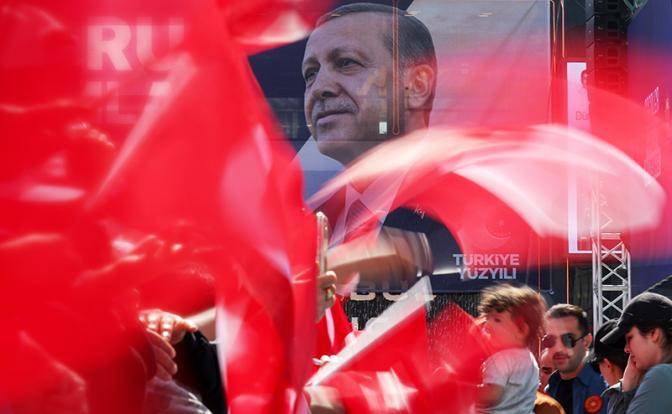 Эрдоган победил, но настоящие проблемы для него только начинаются