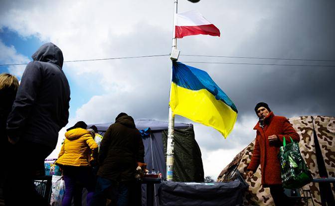Украинские беженцы, вырвавшись из незалежной, переходят на русский язык