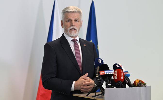 Президент Чехии Павел объявил Европу в состоянии войны с Россией