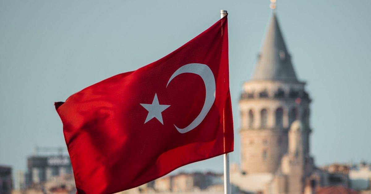 Турция предложила стать гарантом безопасности Украины