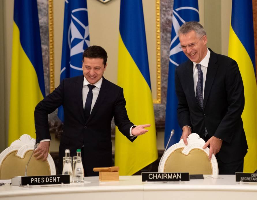 Западные СМИ предостерегают от последствий включения Украины в НАТО