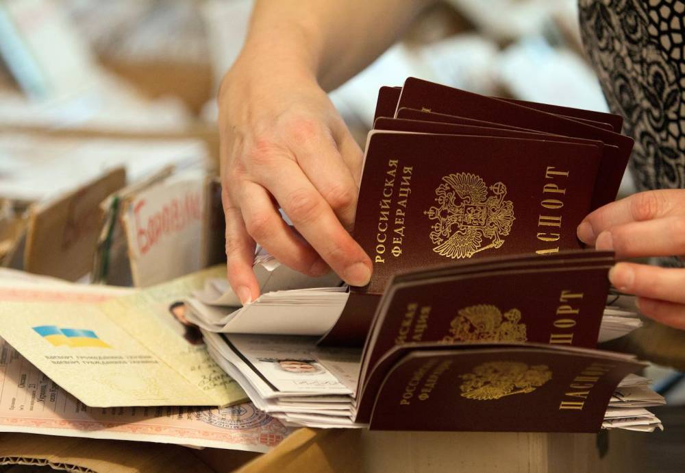 В Херсонской области наплыв желающих получить российские паспорта