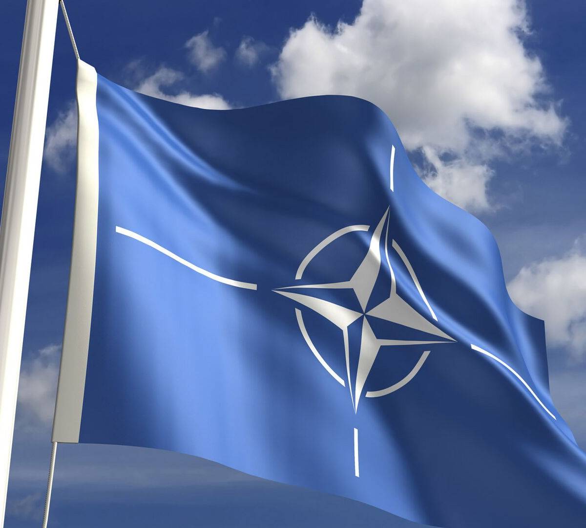 Возвращение к схемам холодной войны: итоги второго дня саммита НАТО