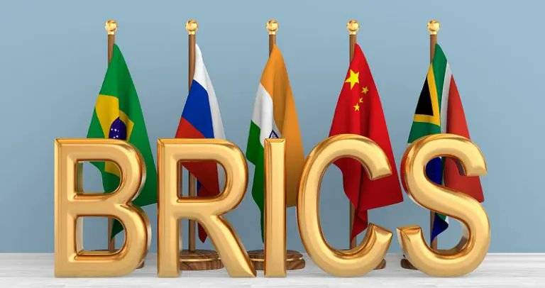 Форумы «Россия – Африка» и БРИКС: непростое движение к многополярному миру Форумы «Россия – Африка» и БРИКС: непростое движение к многополярному миру