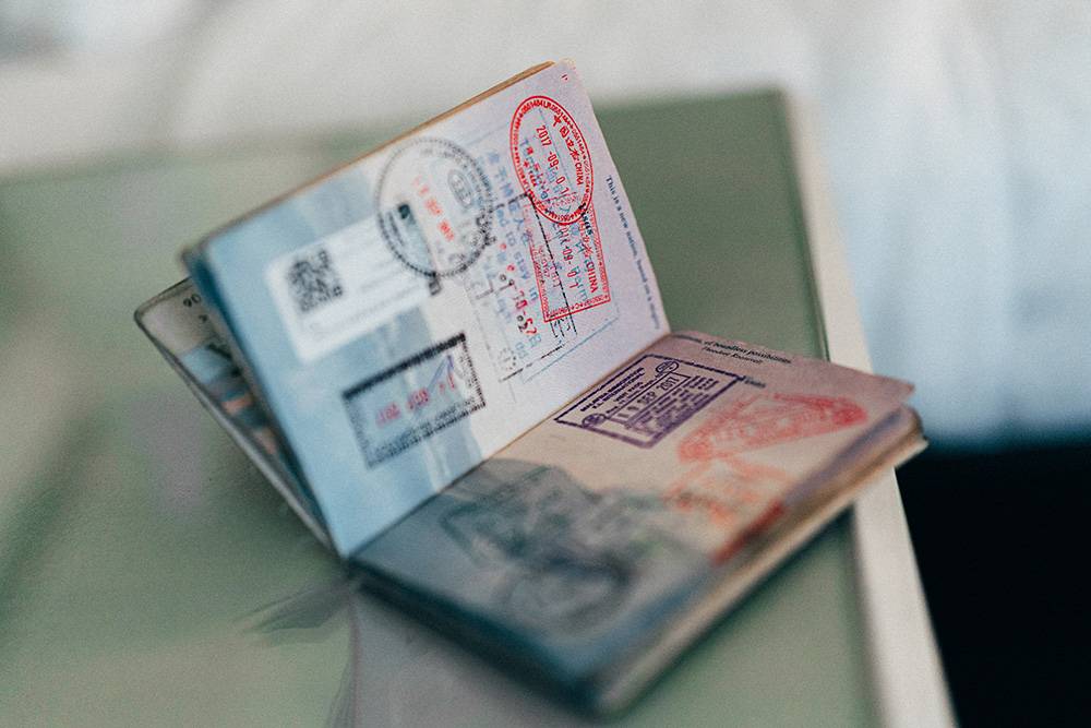 Россия упростит получение виз даже для граждан «недружественных» стран