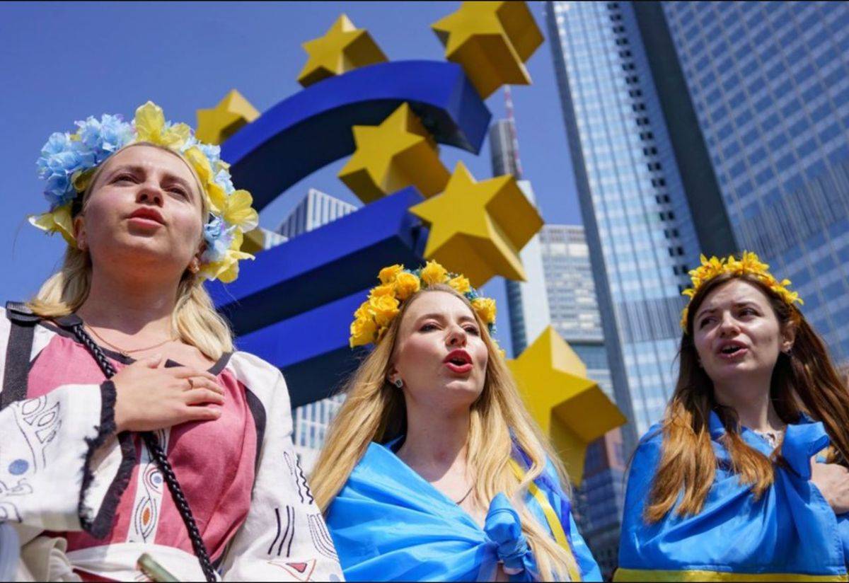 Для жителей оставшейся Украины НАТО и ЕС не нужны