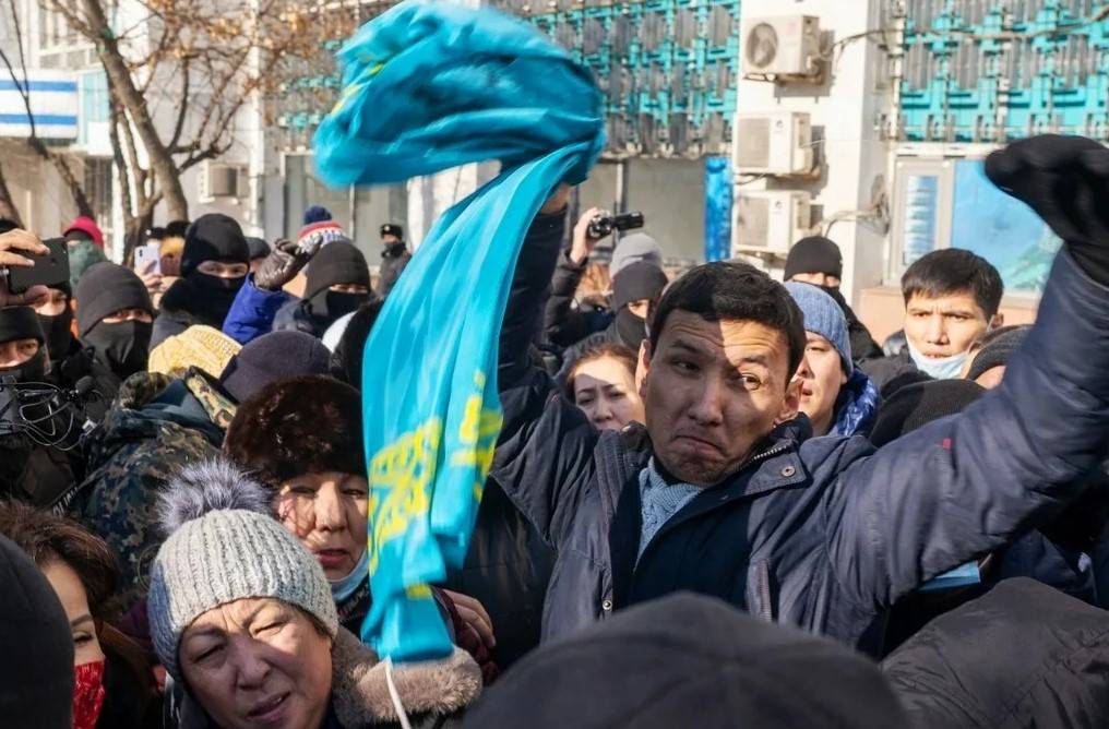«Деколонизаторские мифы» для Казахстана: по украинской дорожке