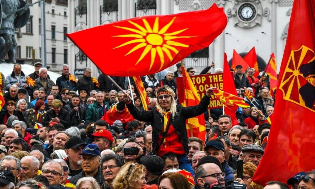 Северную Македонию травят русофобией