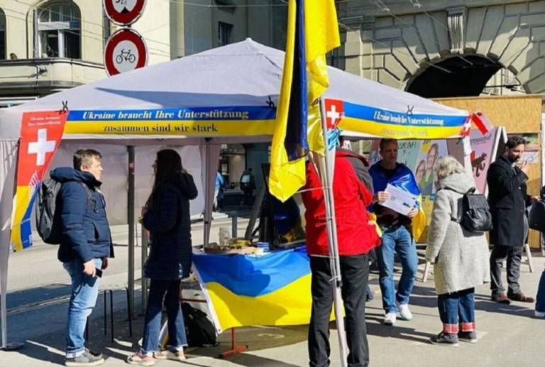 В Швейцарии чиновники изобретают способы избавить страну от украинцев