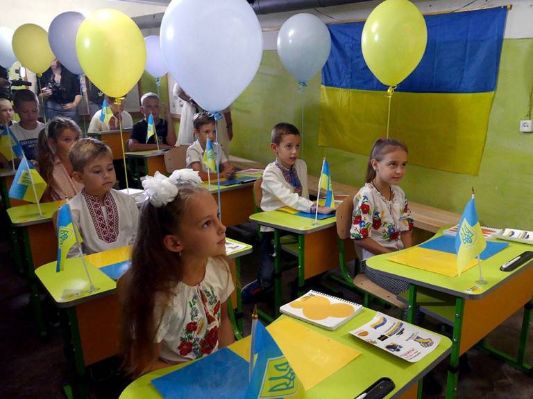 На Украине только 59 процентов школьников умеют хорошо читать
