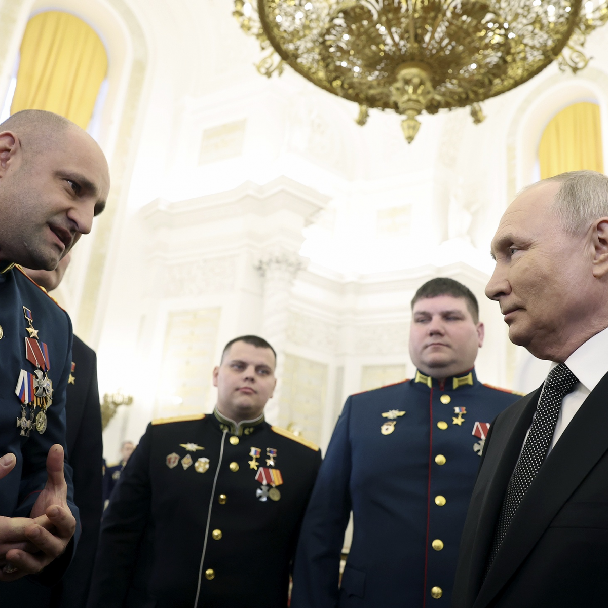 Соответствие времени: эксперты об объявлении участия Путина в выборах
