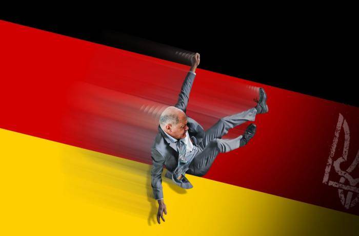Германия, далее везде: циничный расчёт или массовая истерия
