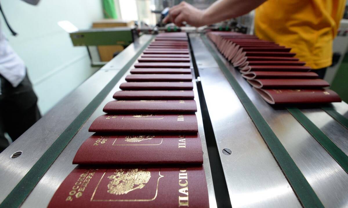 Сроки получения гражданства РФ предлагается увеличить