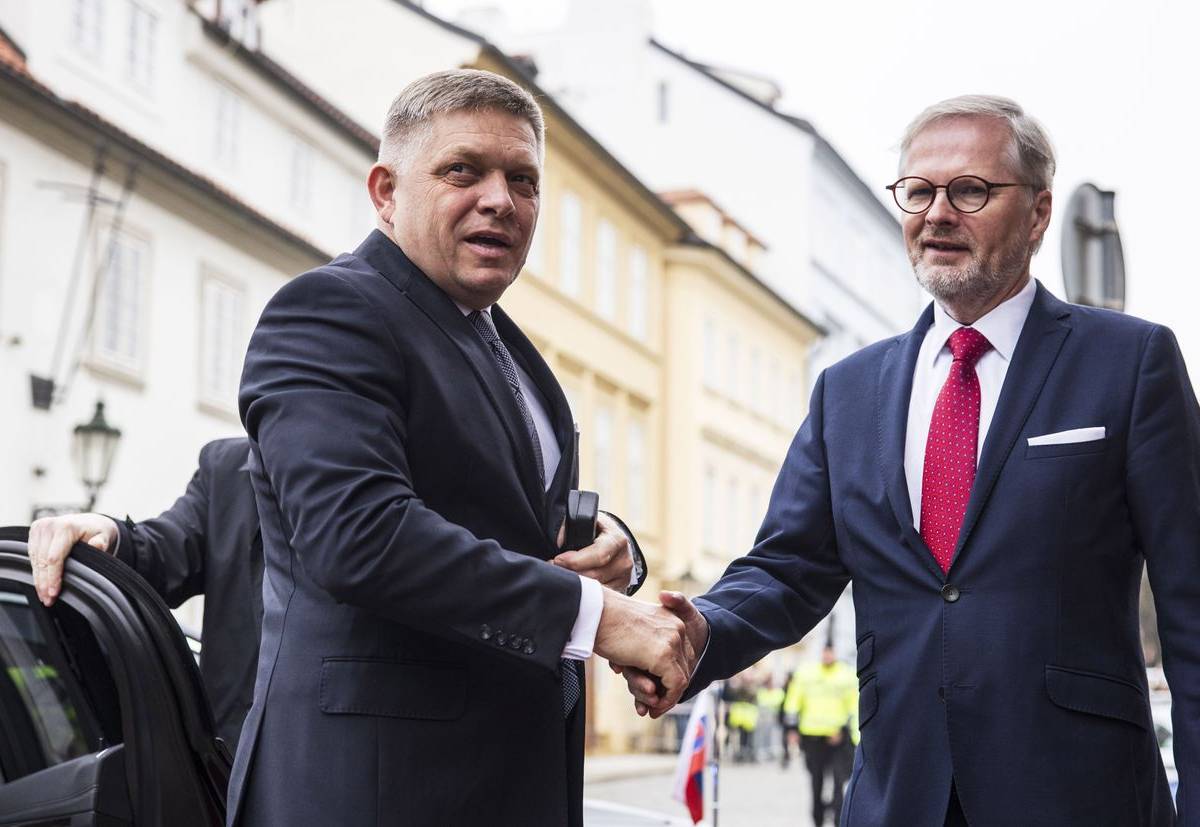 Как отношение к России рассорило Словакию и Чехию