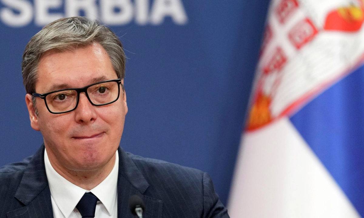 Вучич: Сербия испытывает давление из-за отношений c РФ