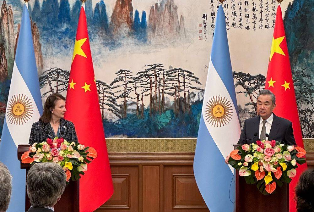 В Аргентине нашли «одинаковых китайцев» на станции слежения за спутниками