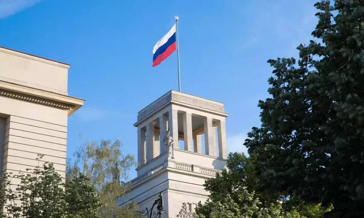Посольство РФ потребовало от ФРГ отмены запрета атрибутики ко Дню Победы
