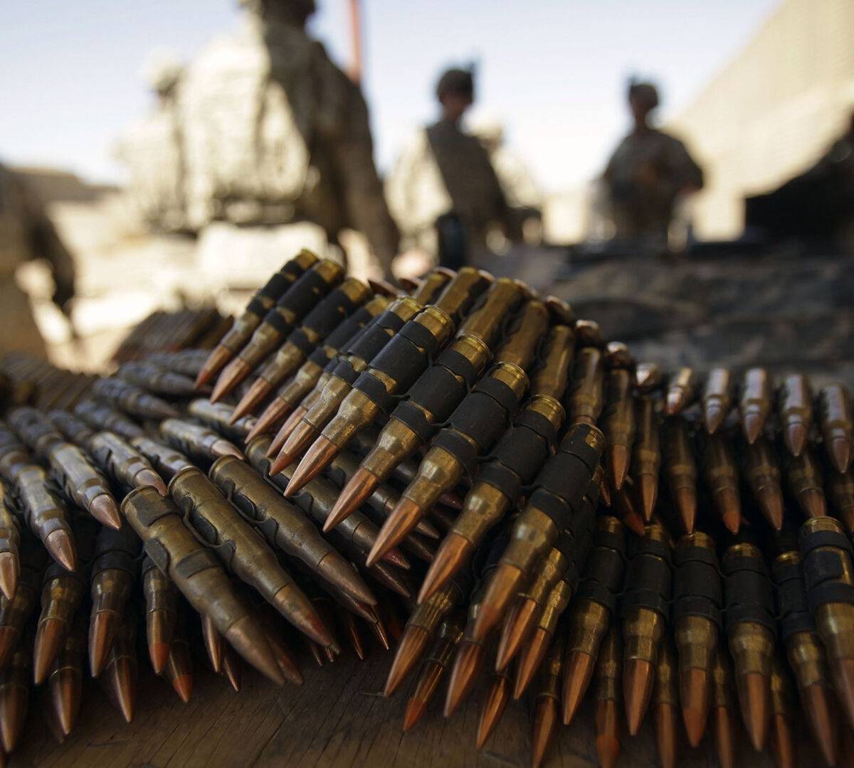БиГ наращивает поставки боеприпасов на Украину
