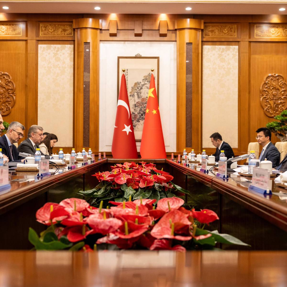 Хакан Фидан в Китае: наведение мостов с акцентом на «тюркский мир»