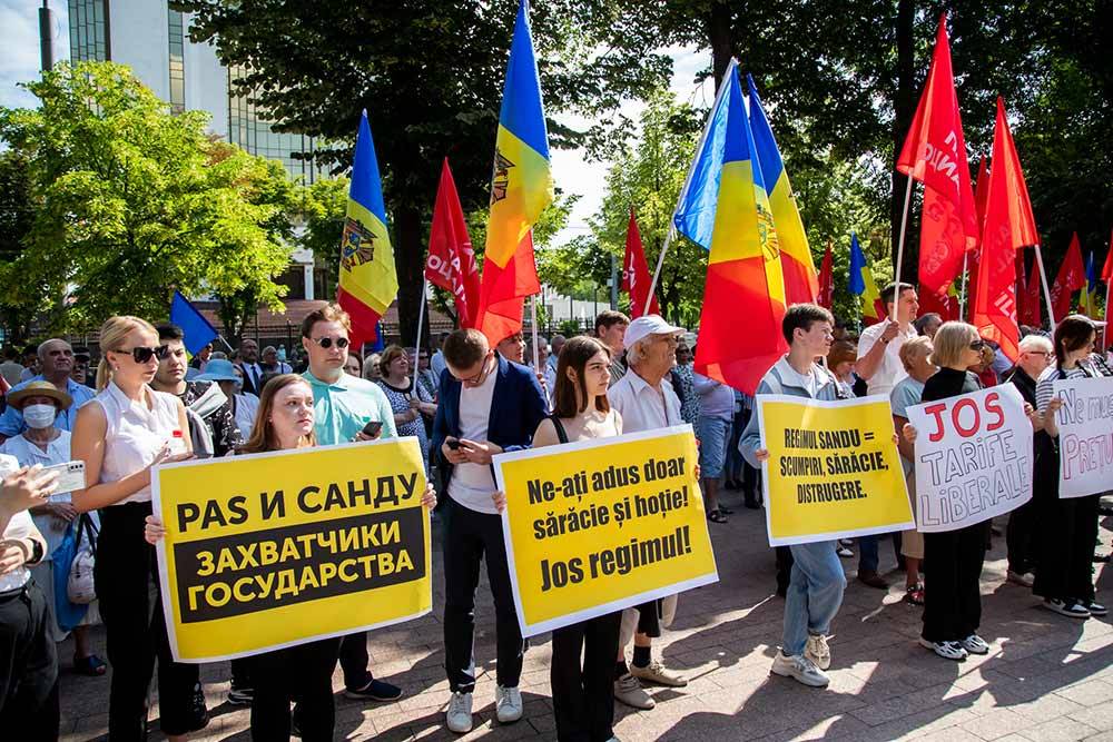 Исход выборов в Молдове определит способность оппозиции договариваться