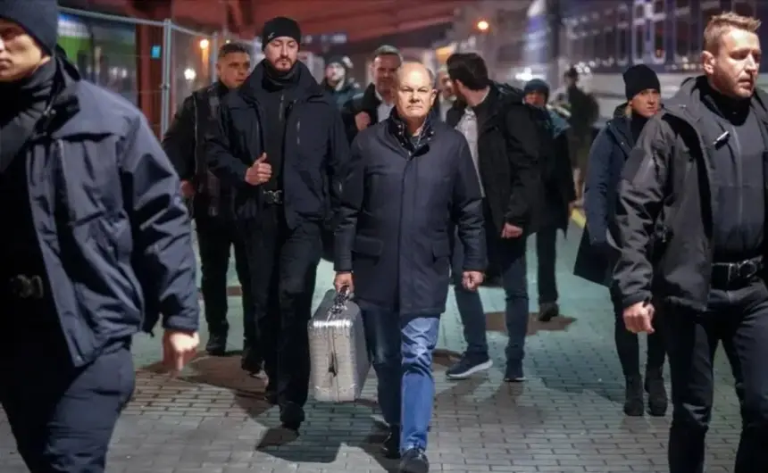 Европейцы зачастили в палаты Зеленского, или Пролетая над гнездом кукушки Европейцы зачастили в палаты Зеленского, или Пролетая над гнездом кукушки