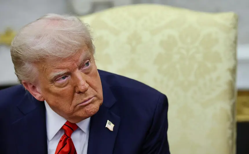 Украина стала для Трампа подводной лодкой: никуда он не денется Украина стала для Трампа подводной лодкой: никуда он не денется