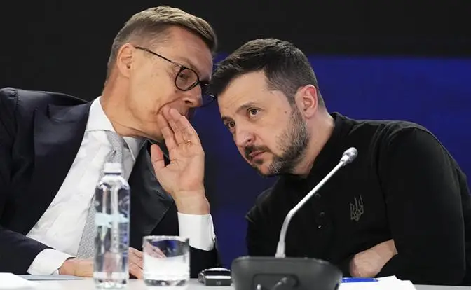Стубб — Зеленскому: «Сдавайся сразу, потом только хуже будет» Стубб — Зеленскому: «Сдавайся сразу, потом только хуже будет»