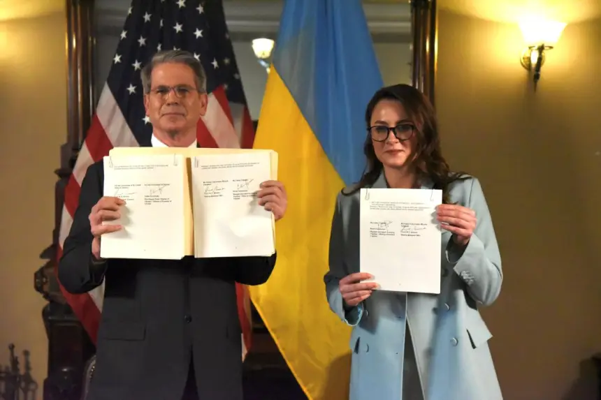 Ресурсное проклятие Украины и «оговорка Кальво» Ресурсное проклятие Украины и «оговорка Кальво»