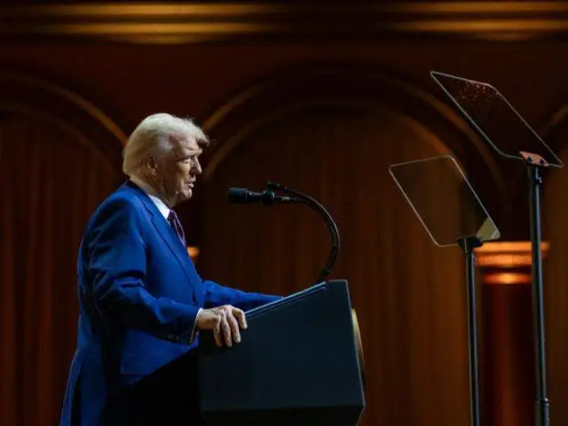 Два пути Трампа: в США предложили необычный сценарий по Украине Два пути Трампа: в США предложили необычный сценарий по Украине
