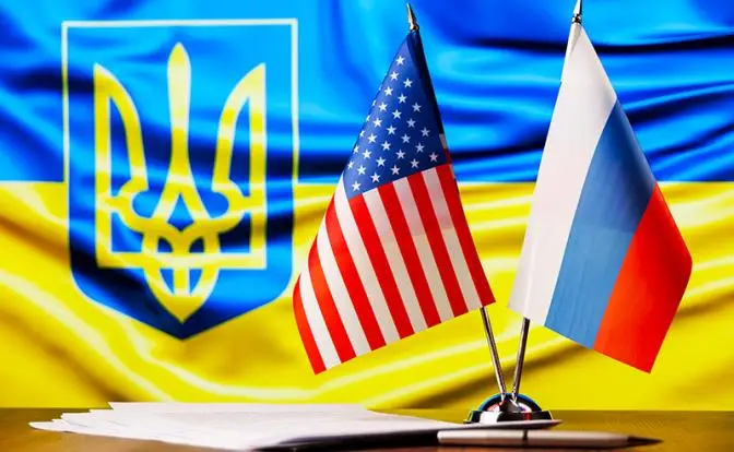 Трамп петляет между Владимиром и Володимиром, рискуя угодить в ловушку Трамп петляет между Владимиром и Володимиром, рискуя угодить в ловушку