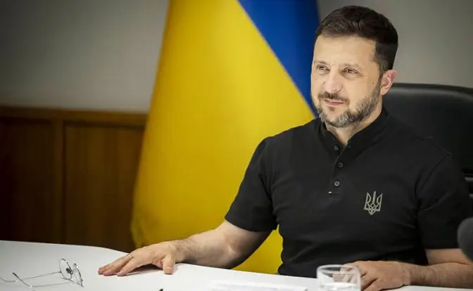 Зеленский решил взять Си Цзиньпиня и Путина «на слабо» Зеленский решил взять Си Цзиньпиня и Путина «на слабо»
