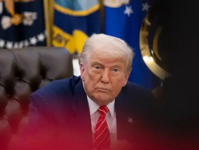 Выход – плясать под дудку США: Трамп дал новый шанс Ирану на ядерную сделку Выход – плясать под дудку США: Трамп дал новый шанс Ирану на ядерную сделку