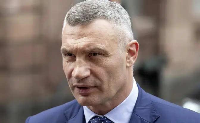 Кличко признался британцам, что «Украина воняет» Кличко признался британцам, что «Украина воняет»