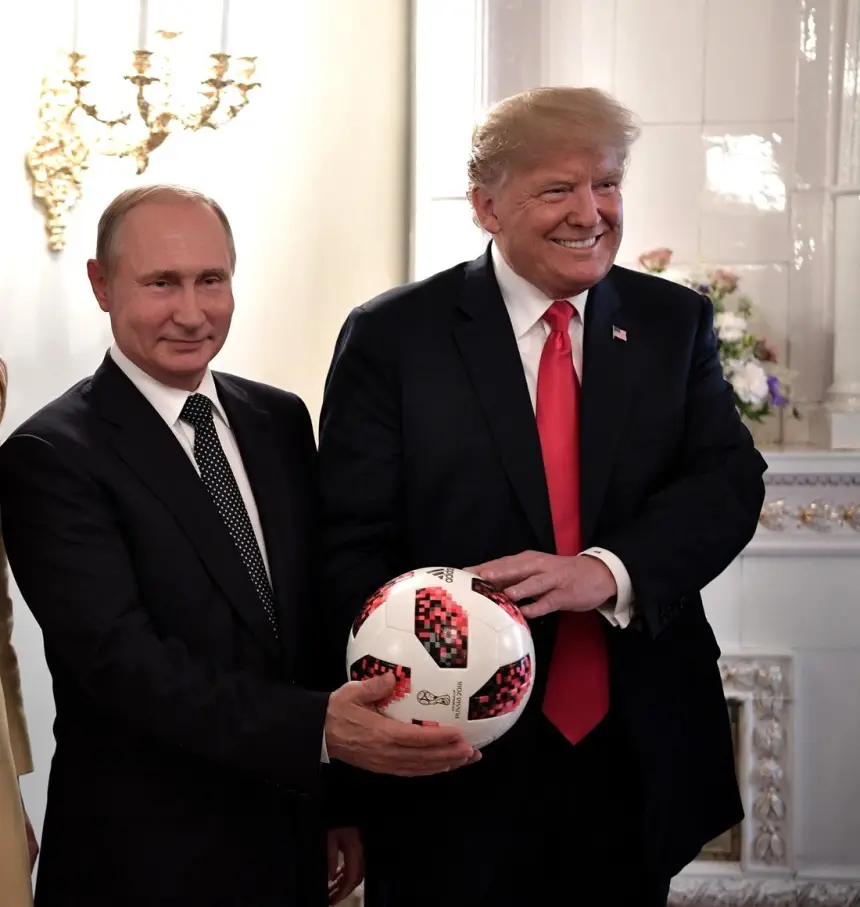 В Кремле прокомментировали шестой телефонный разговор Путина и Трампа В Кремле прокомментировали шестой телефонный разговор Путина и Трампа